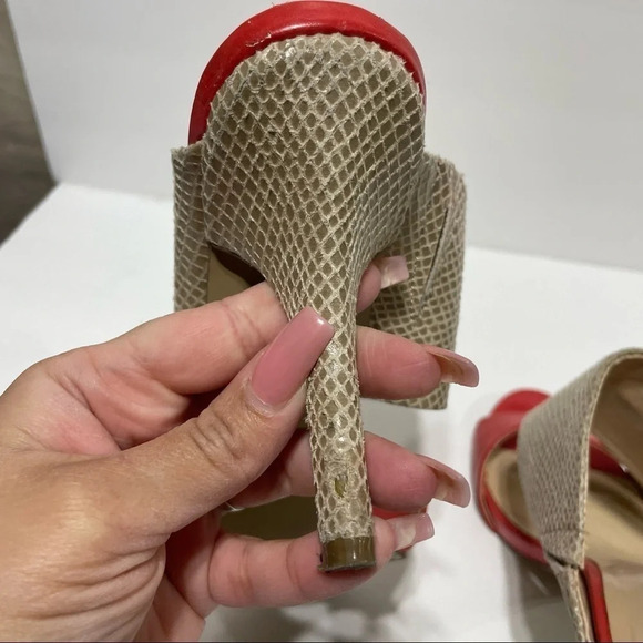 Guess Slip On  Strap Sandals Heels Size 8 1/2 - Picture 7 of 16
